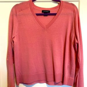 Pink Club Monaco light weight sweater. In good condition!